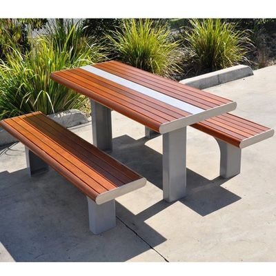 Customized Wood Dining Table Bench Set For Garden Courtyard Restaurant