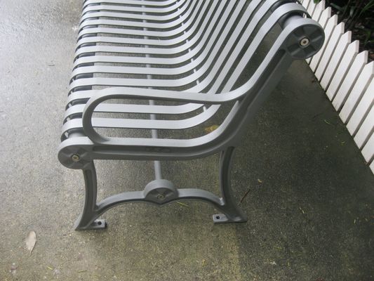 Polyester Powder Coated Wrought Iron Garden Bench Seat For School Campus