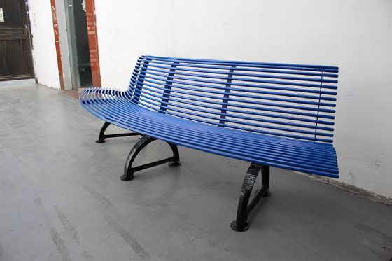 Curved Patio Tree Outdoor Metal Benches With Cast Iron Ends OEM