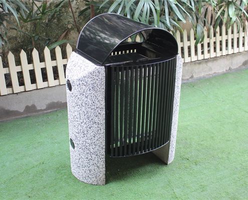 Waterproof Garden Garbage Bin , 50 Liter Trash Can Side Opening Structure