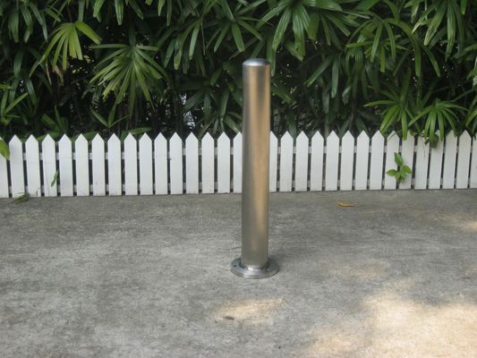 304 Stainless Steel Parking Bollards Water Proof Anti Corrosion