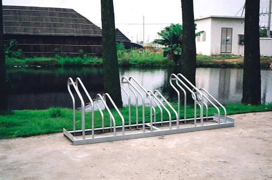 Outdoor Steel Bicycle Parking Rack , Bike Parking Stand With 6 Bike Capacity